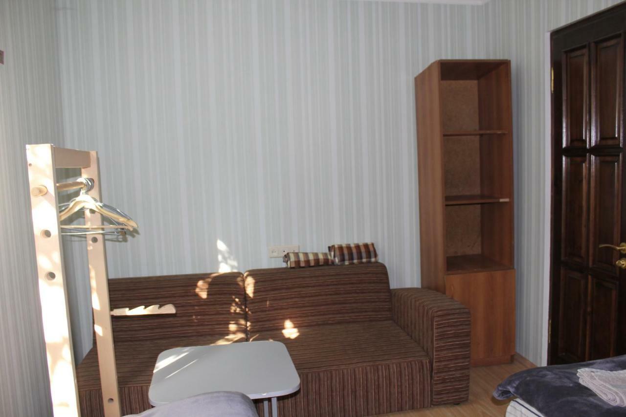 Nunua'S Bed And Breakfast Tbilisi Exterior photo